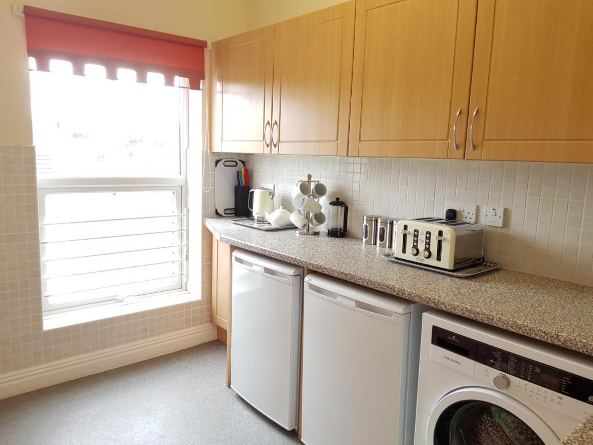 Saltburn Holidays 4 Park View Loftus Esterno foto